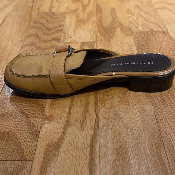 Tommy Hilfiger light brown leather buckle mules - Picture 5 of 15